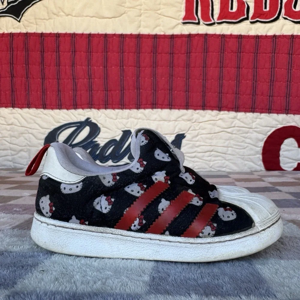 Size 10c - Adidas Hello Kitty Superstar 360 Shoes-Preschool‎ GY9214